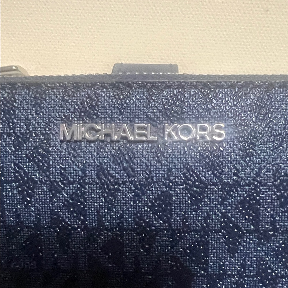 Michael Kors Wallet Wristlet Blue w/silver hardware & MK LINING - Picture 2 of 8
